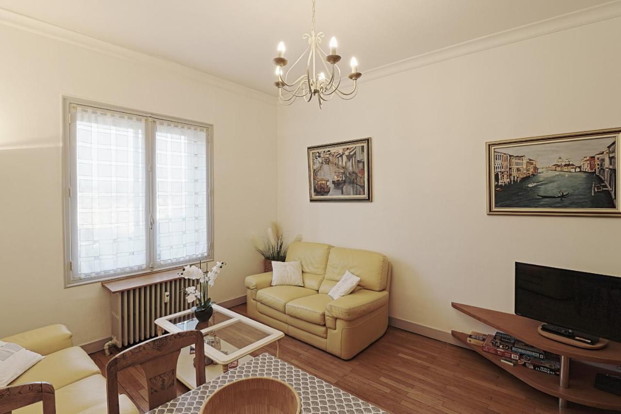 Le Family Lodge 2 Chambres 4 Personnes Classe 3 Etoiles Annecy Zewnętrze zdjęcie